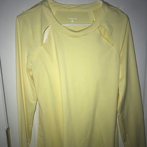 Long sleeve athletic shirt